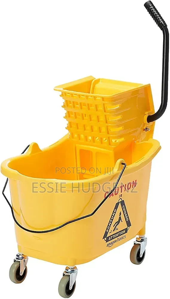 Commercial Mop Bucket With a Side-Press Wringer and Swivel Wheels.24L