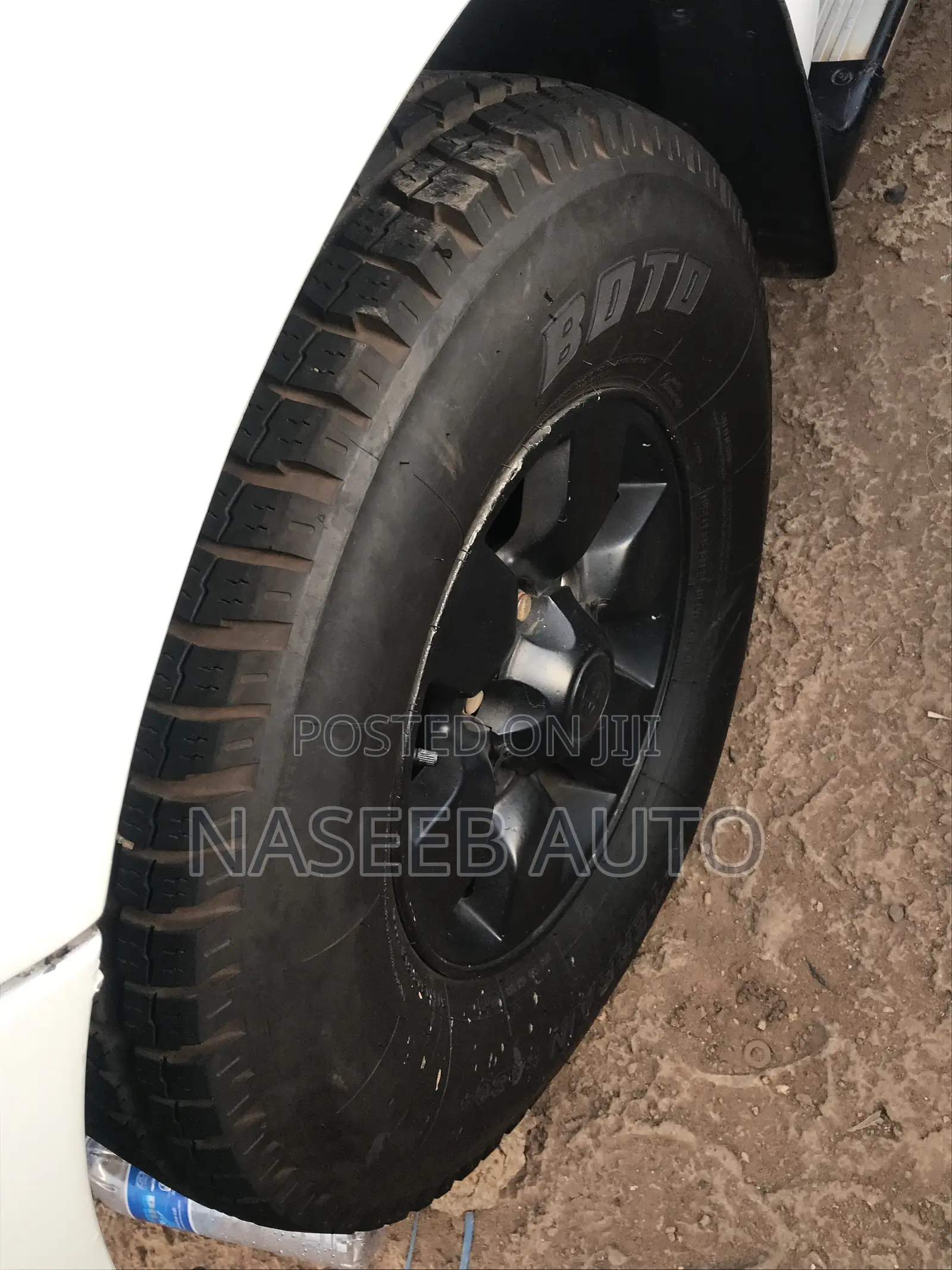 Toyota Hilux 2010 White