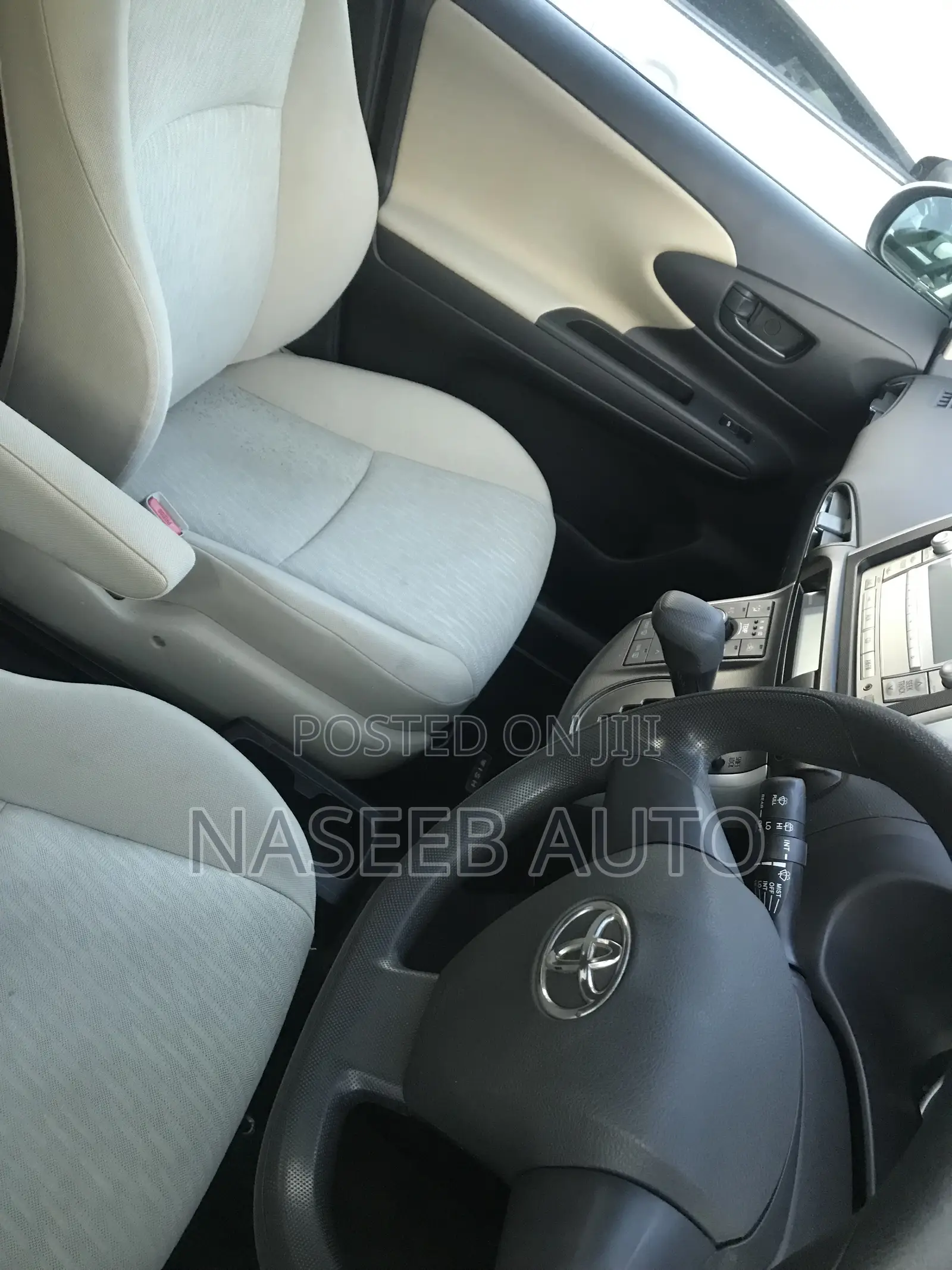 Toyota Wish 2012 White