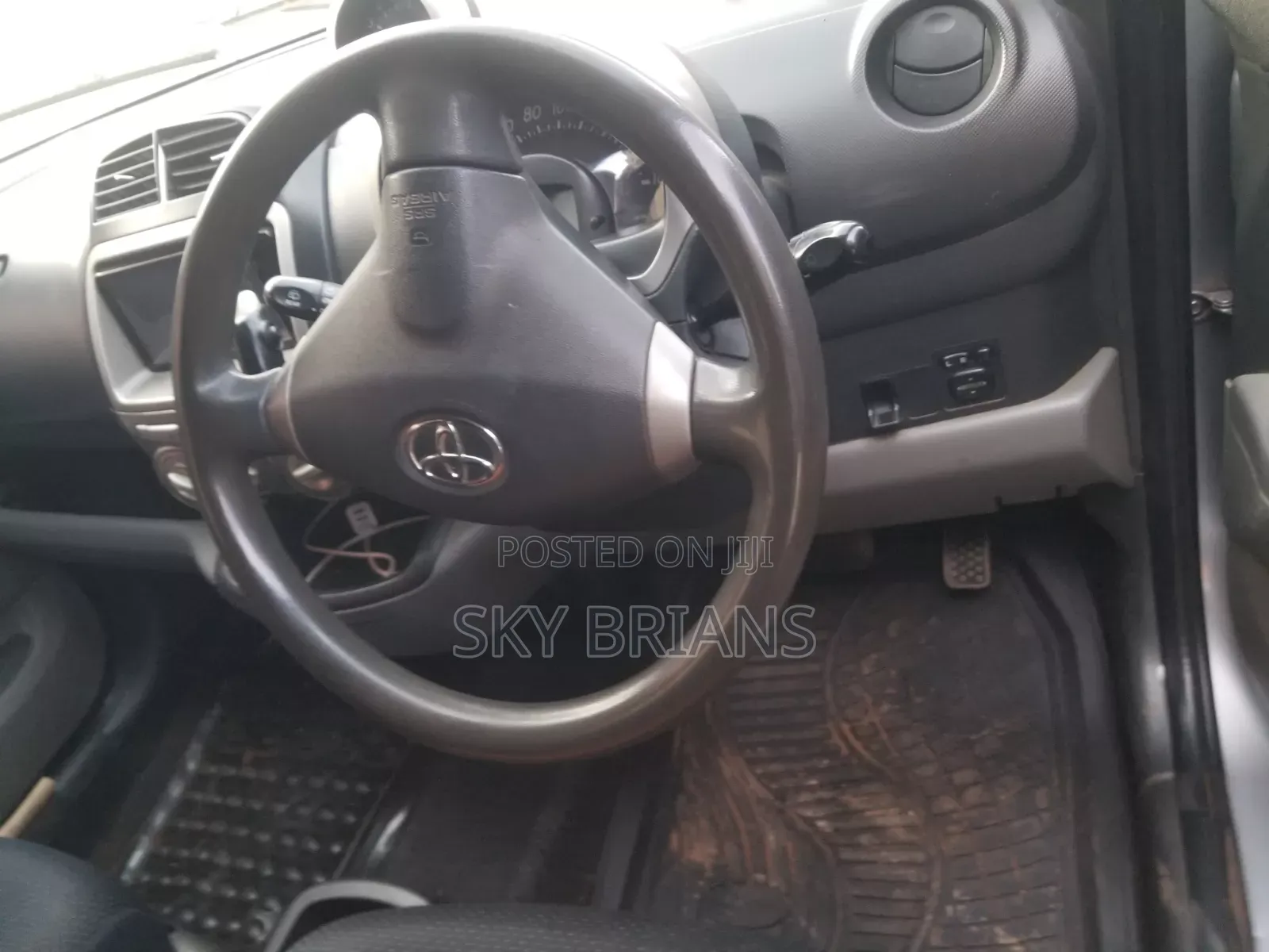 Toyota Passo 1.3 FWD 2008 Silver