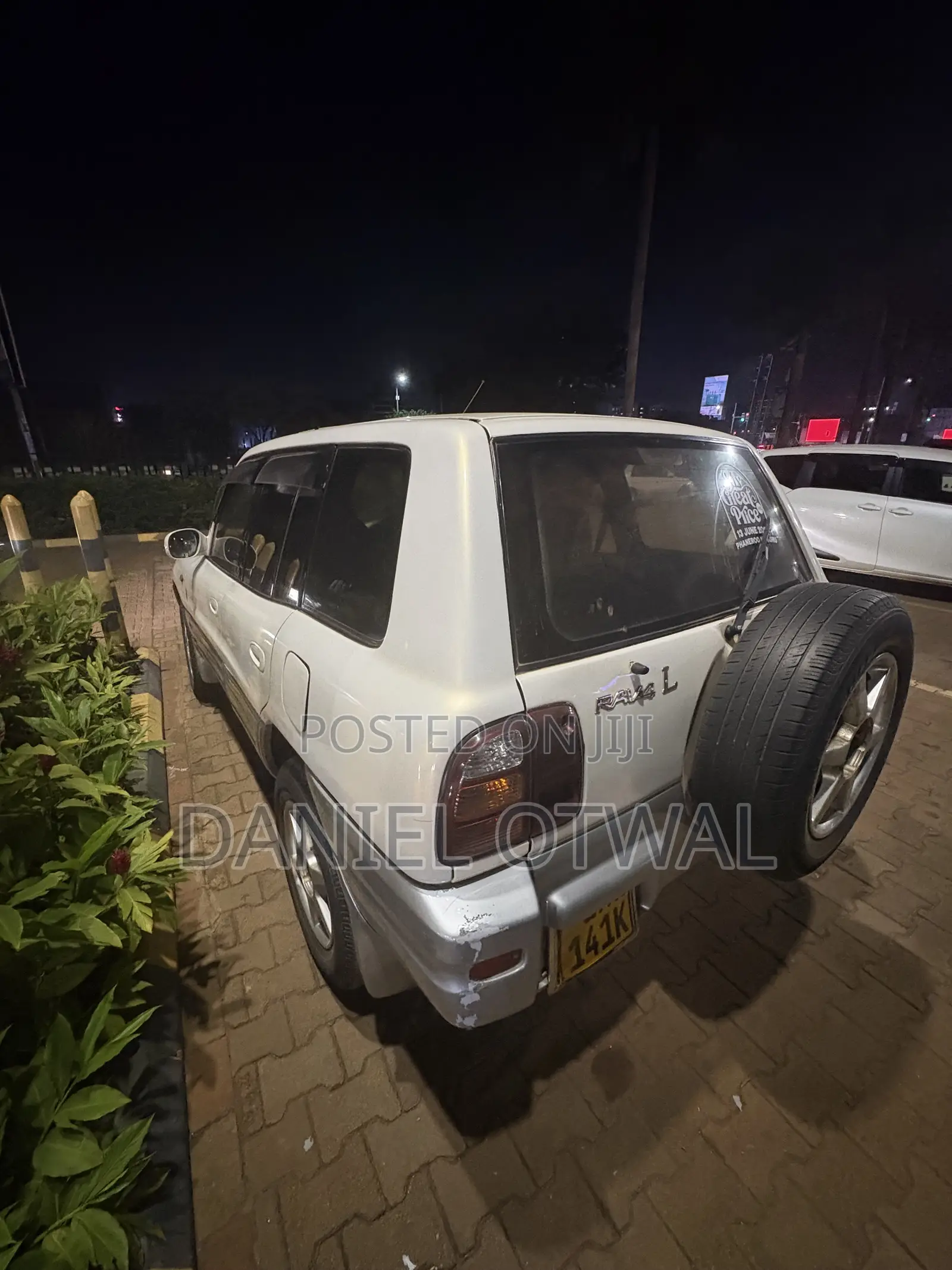 Toyota RAV4 1999 Beige