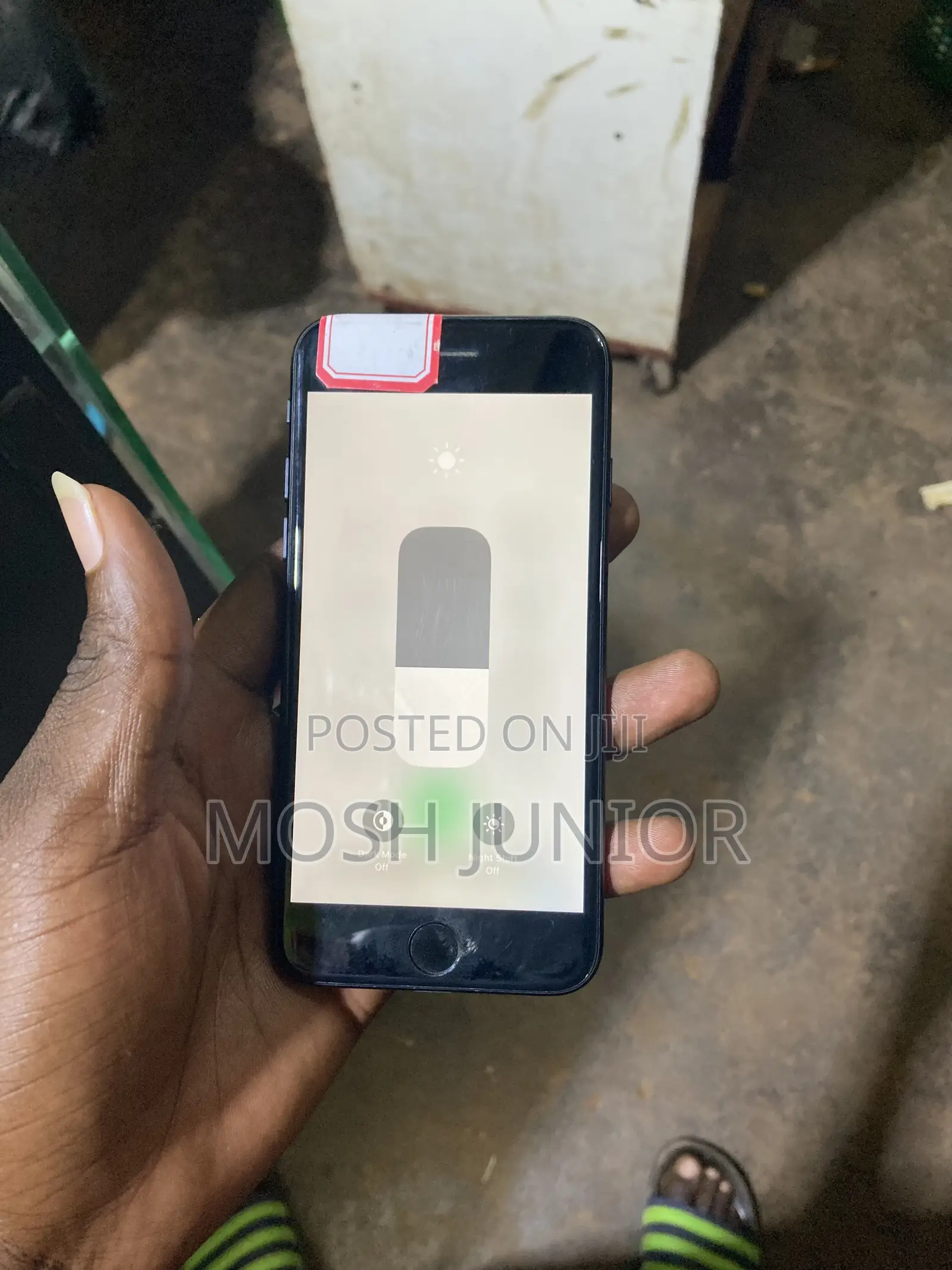 New Apple iPhone 7 32 GB Black