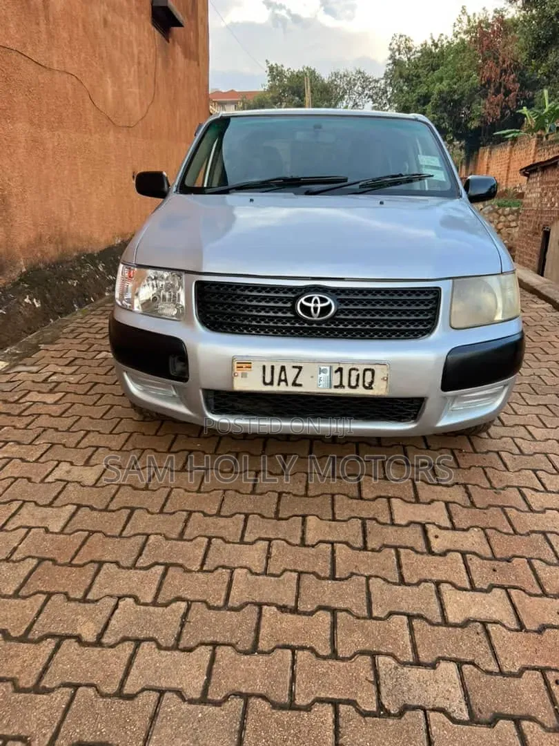 Toyota Succeed 2008 Silver