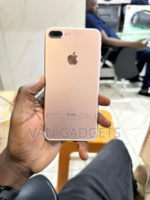 Apple iPhone 7 Plus 128 GB Gold