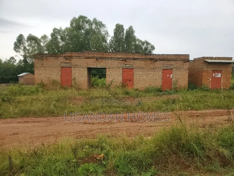 4bdrm House in Arua for sale