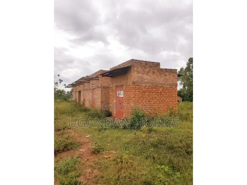 4bdrm House in Arua for sale