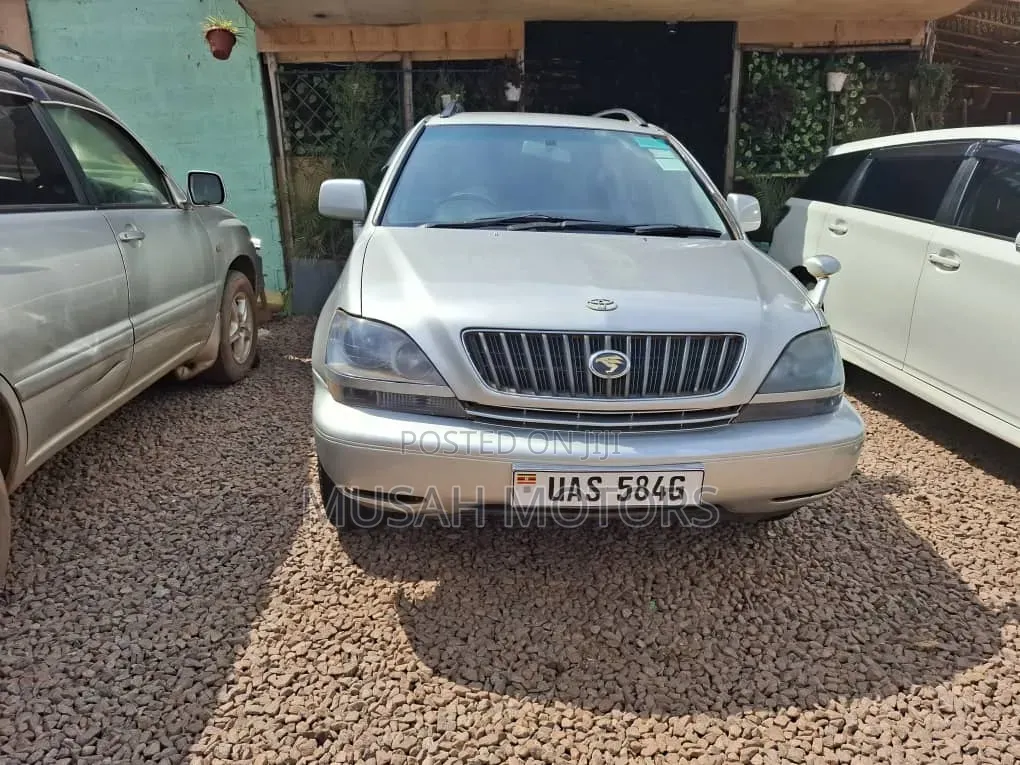 Toyota Harrier 2.4 16V 2002 Silver