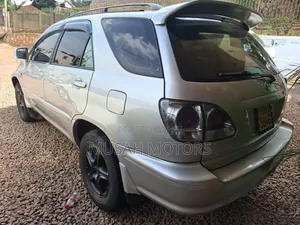 Toyota Harrier 2.4 16V 2002 Silver