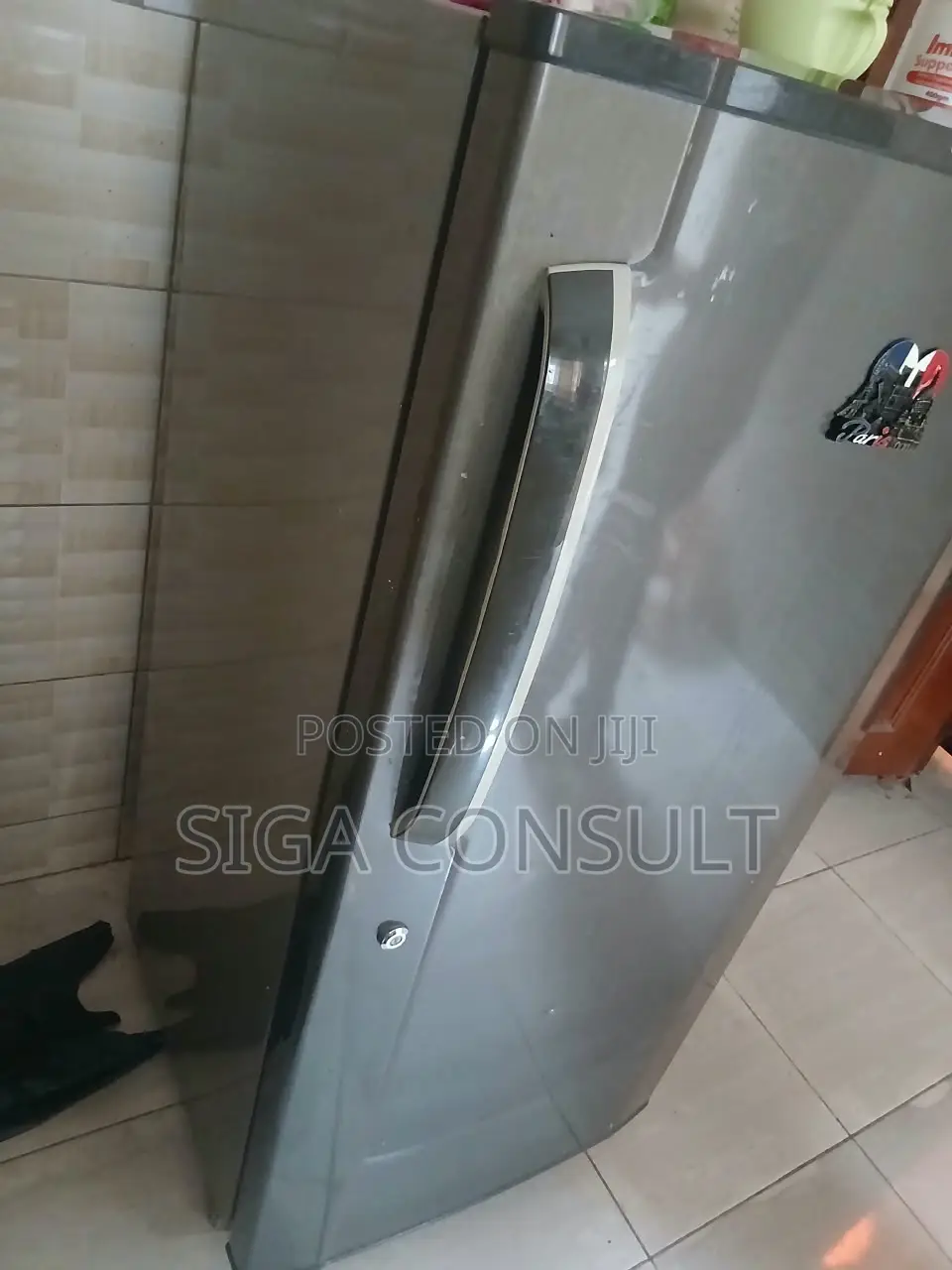 LG Fridge Is Available for Sale in Kirinya