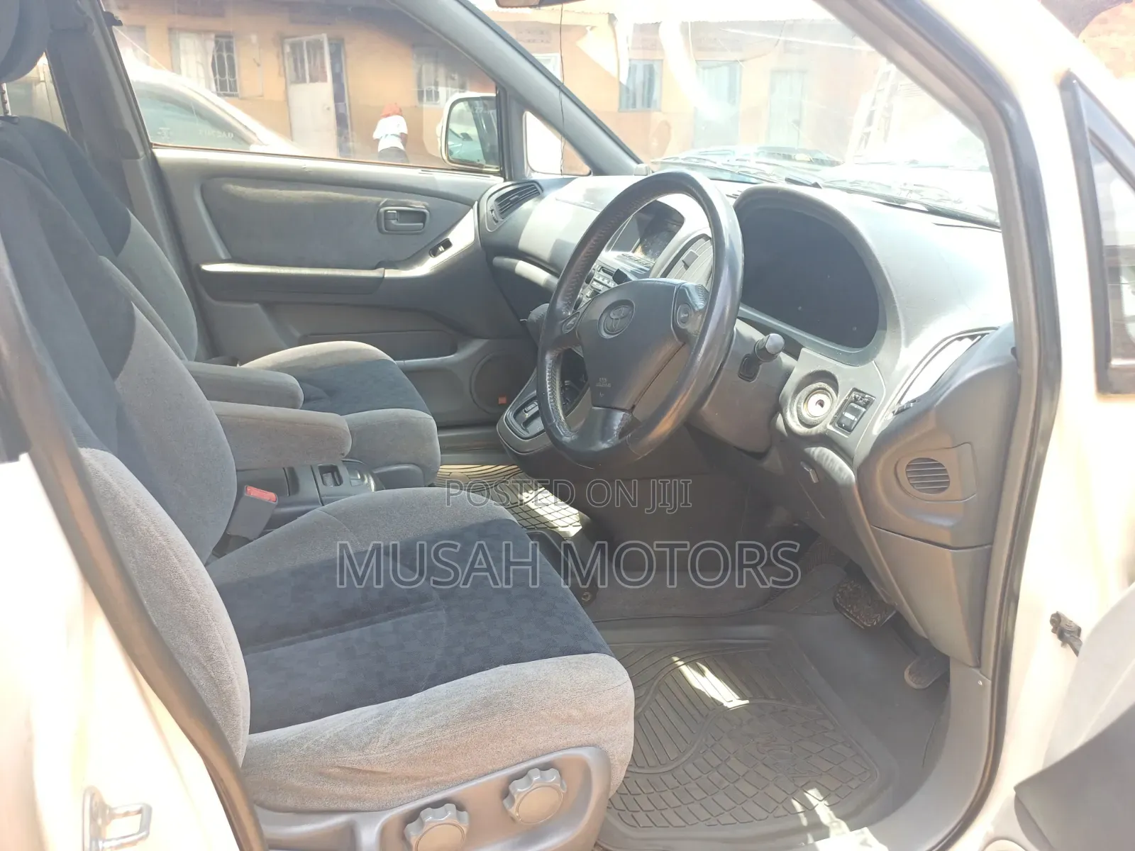 Toyota Harrier 2.2 16V 2002 White