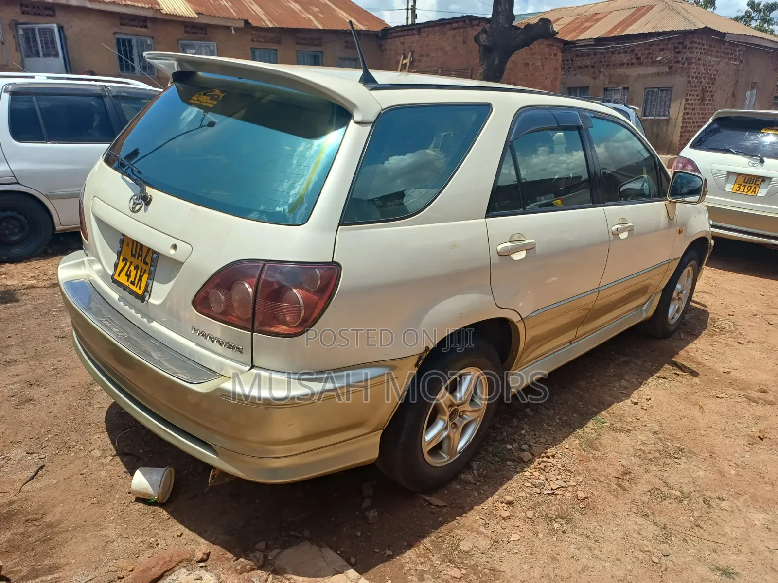Toyota Harrier 2.2 16V 2002 White