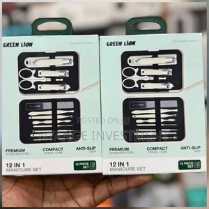 Green Lion 12-in-1 Manicure Set -