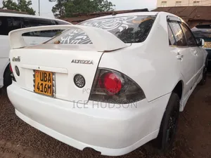 Toyota Alphard 2004 White