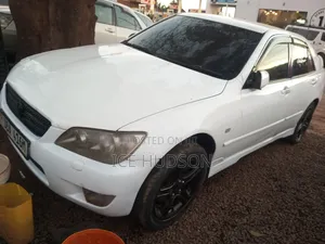 Toyota Alphard 2004 White