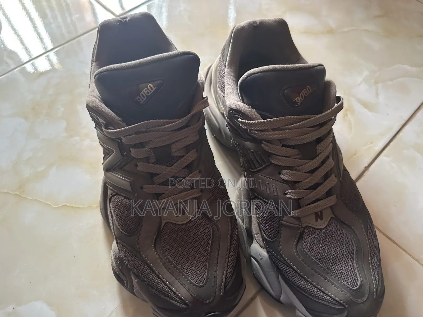 New Balance 9060 Slightly Wore Shoes