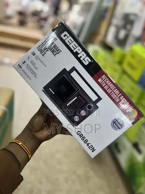 Geepas Rechargeable Radio