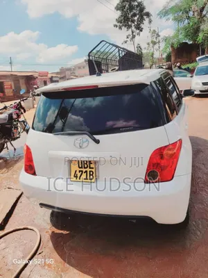 Toyota IST 2005 White