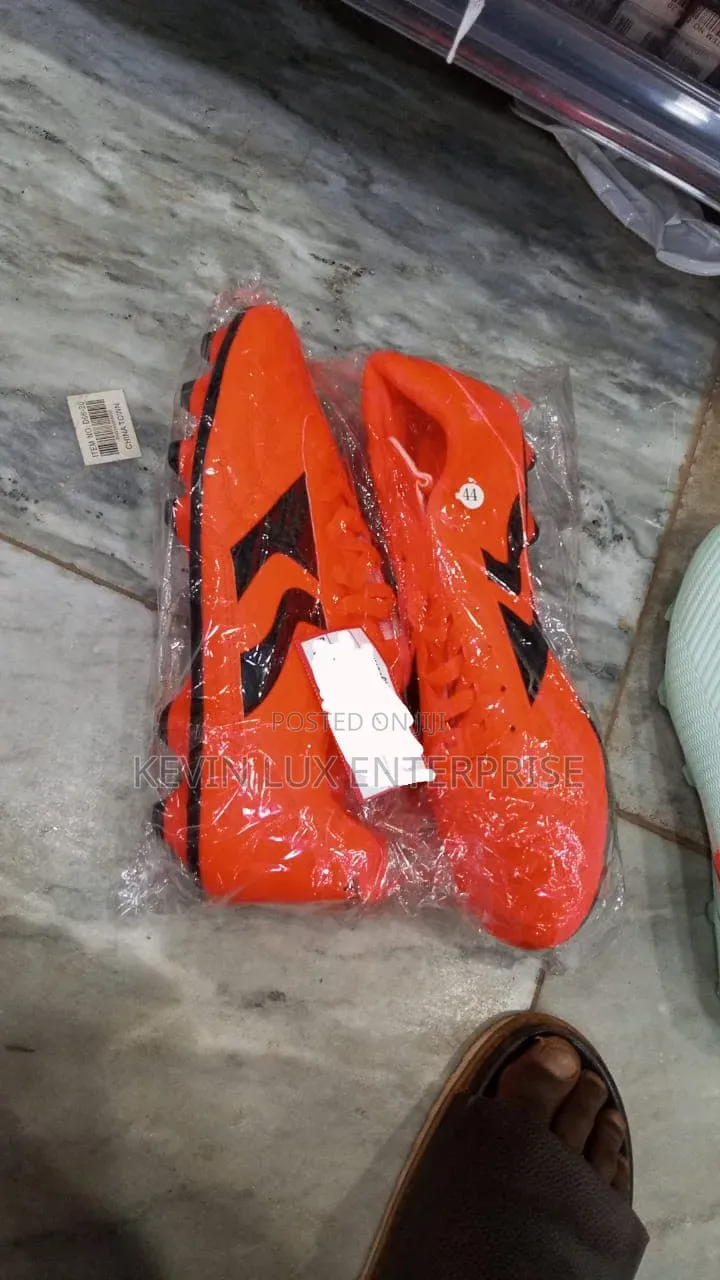 Soccer Boots Size 44