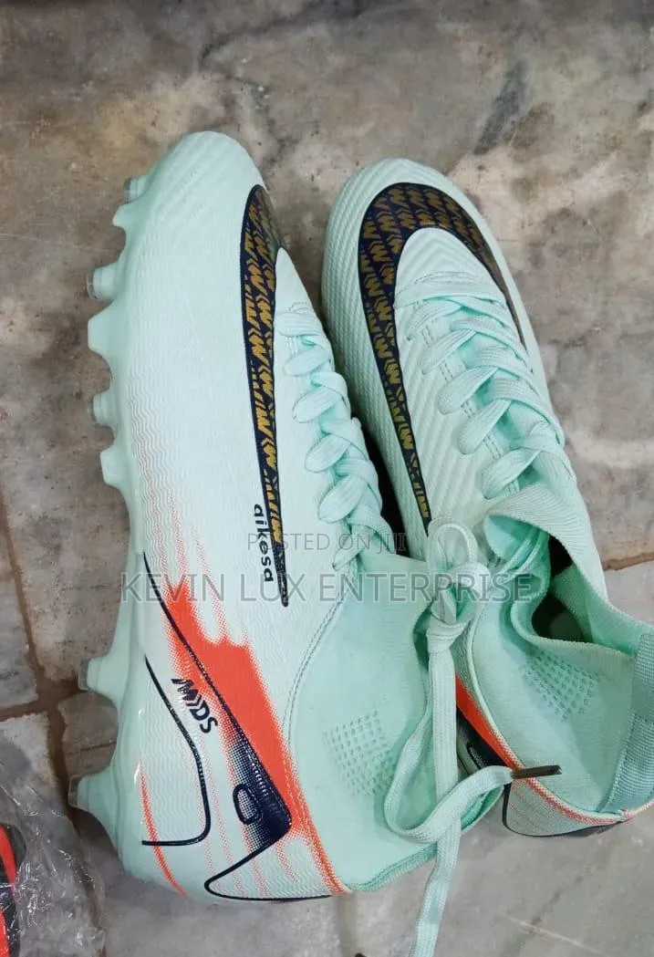 Soccer Boots Size 42