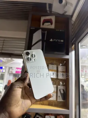 Apple iPhone 15 Pro Max 256 GB White