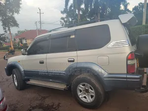 Toyota Land Cruiser Prado 1997 Gray