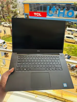 Laptop Dell Precision 5530 16GB Intel Core i7 SSD 512GB