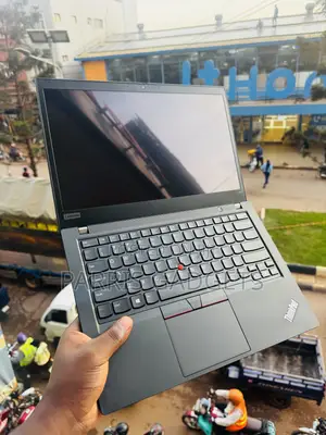 Laptop Lenovo ThinkPad T14 16GB Intel Core i5 SSD 512GB