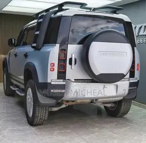 Land Rover Defender First Edition 2021 Silver
