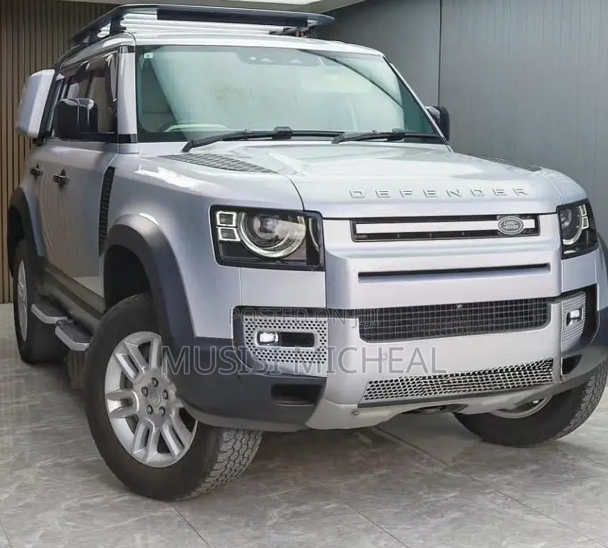 Land Rover Defender First Edition 2021 Silver