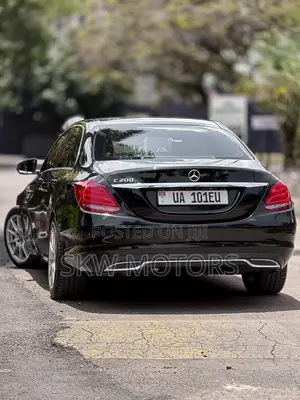Mercedes-Benz C200 2017 White