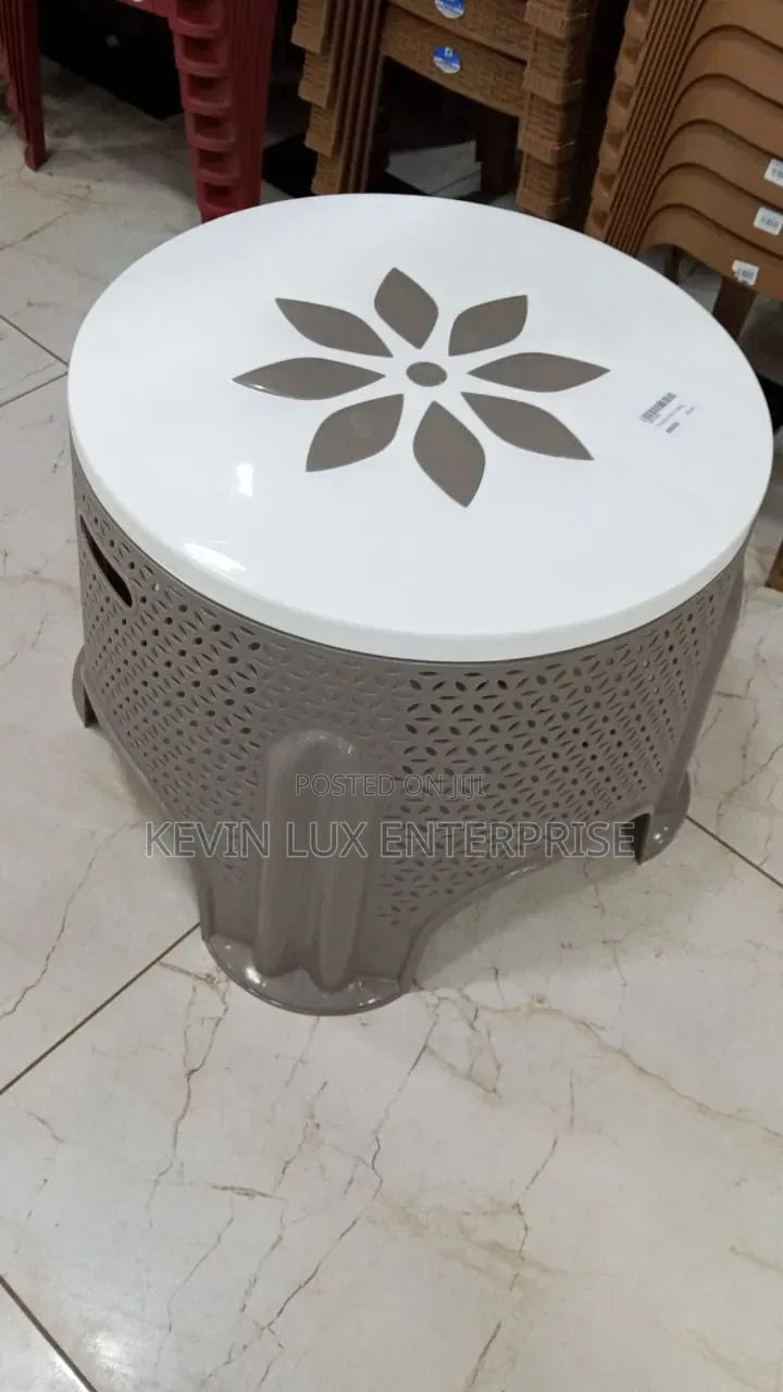 Round Flower Stool Table