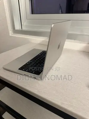 Laptop Apple MacBook Pro 2020 M1 16GB Apple M1 Pro SSD 512GB