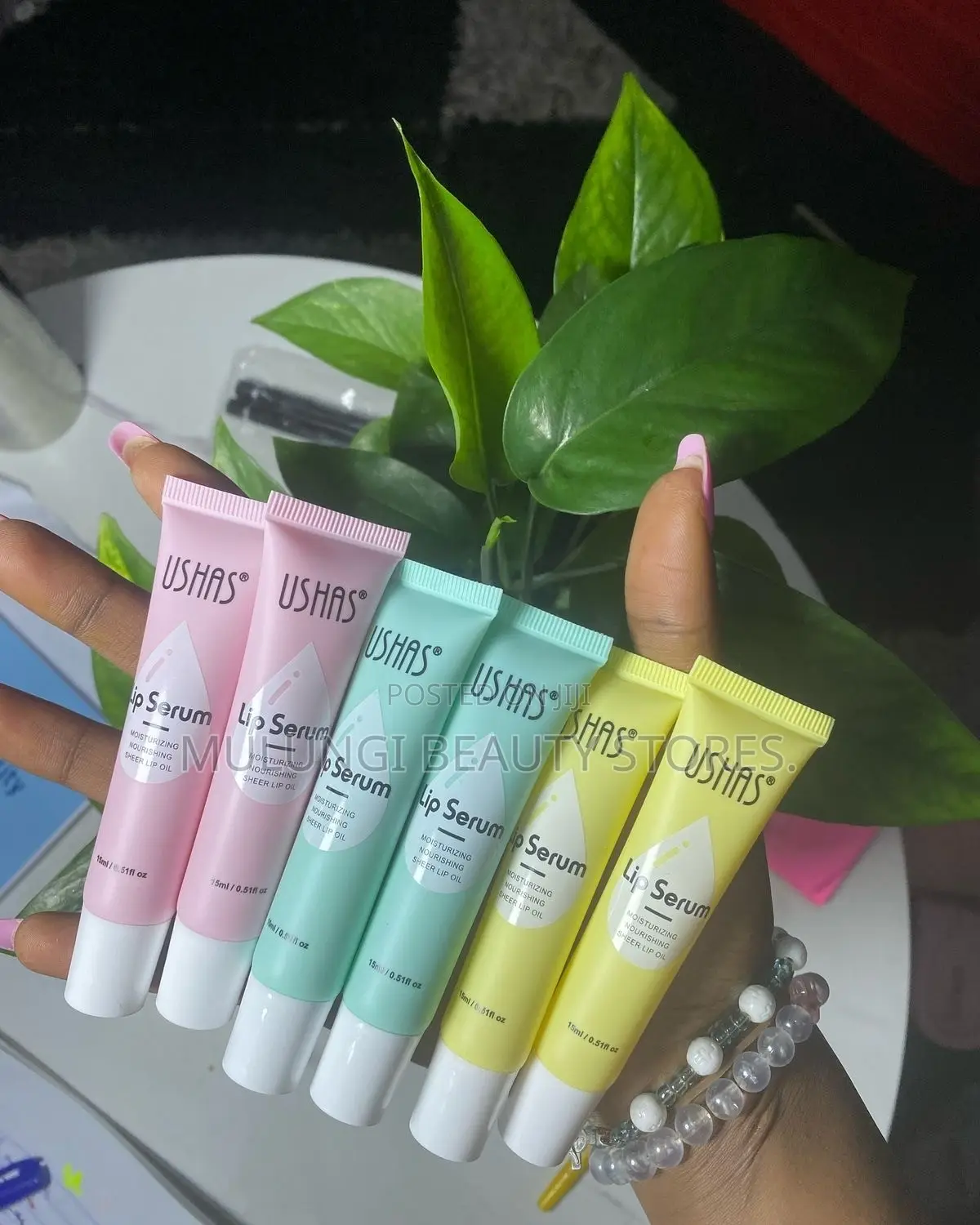 Ushas Moisturizing Sheer Lip Serums