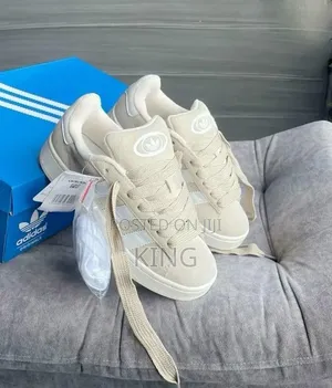Adidas Campus 00s Sneakers in the Wonder White / Wonder Beige