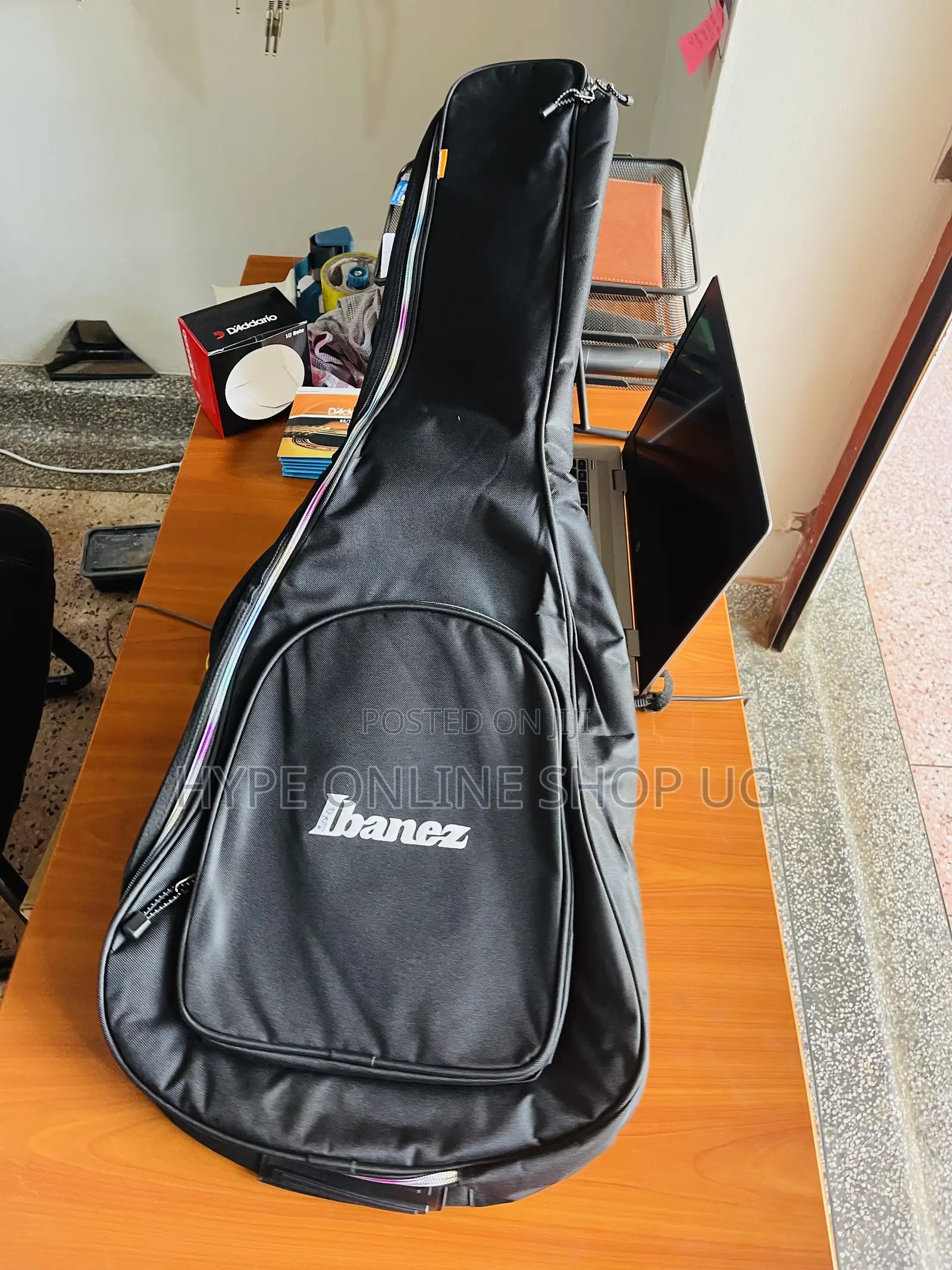 Brandnew Solo Guitar Bags