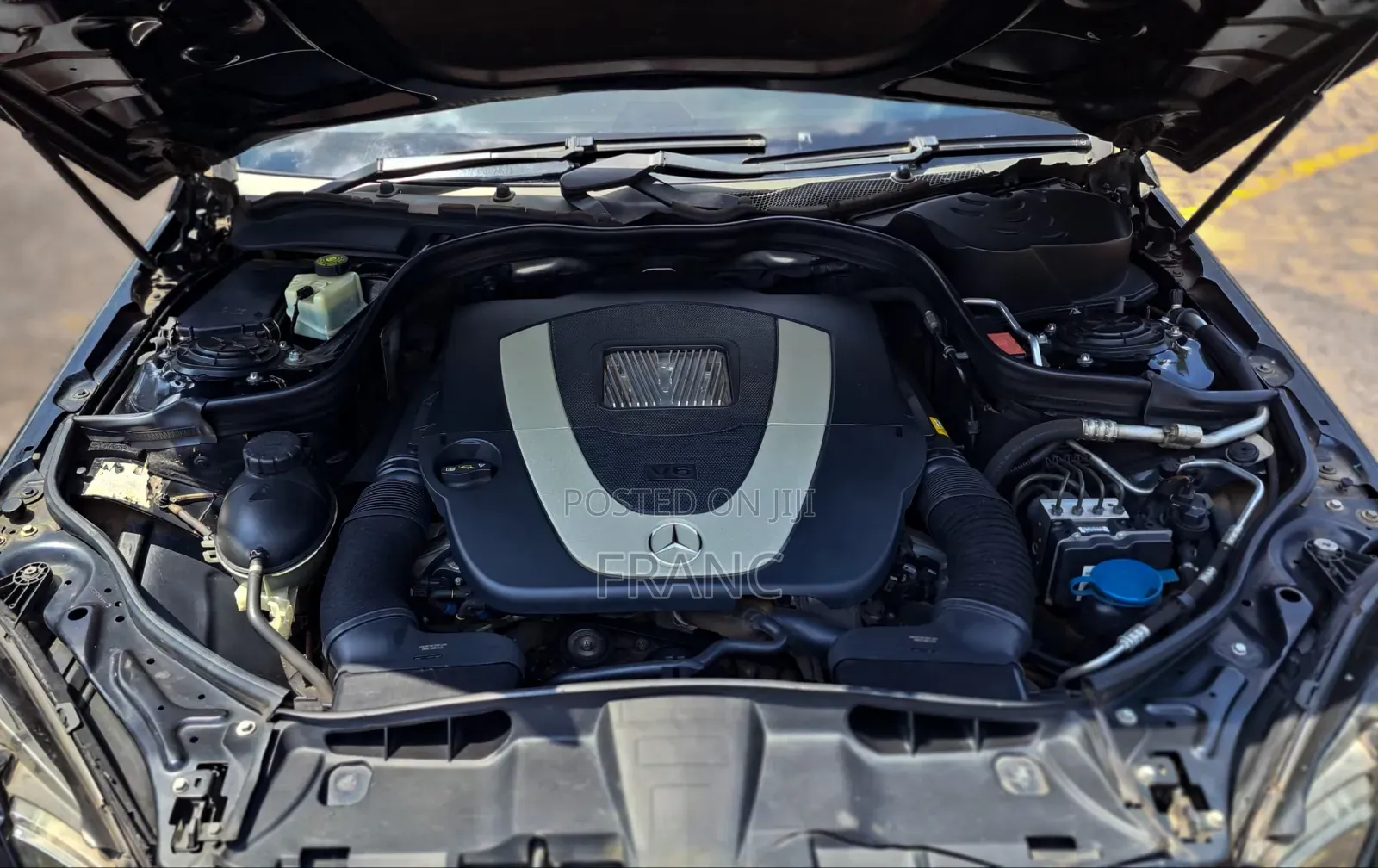 Mercedes-Benz E300 2009 Black