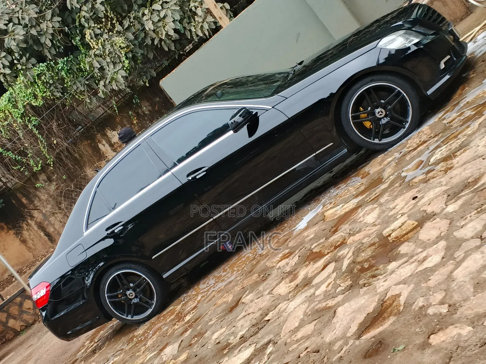 Mercedes-Benz E300 2009 Black