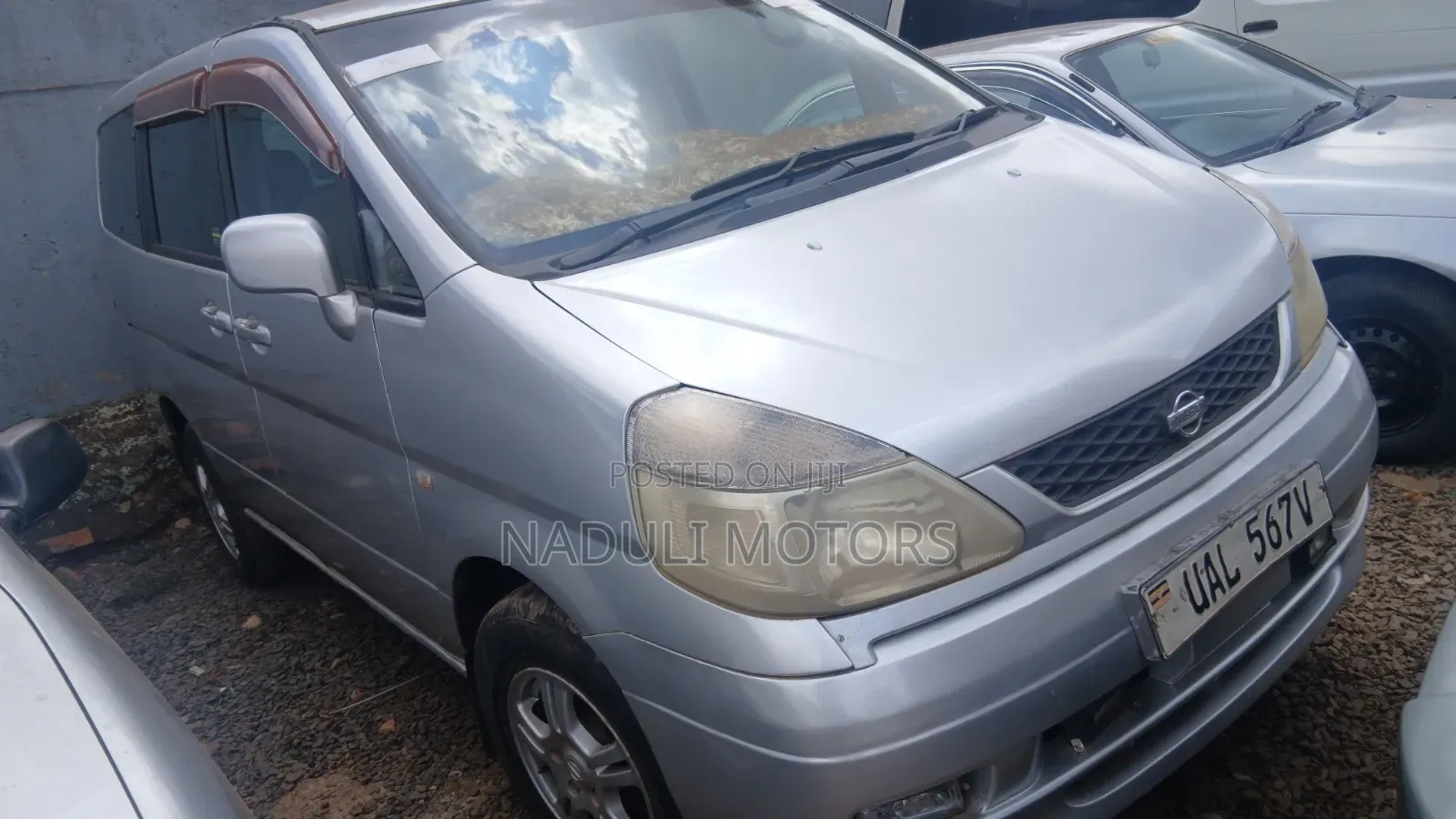 Nissan Serena 2004 Silver