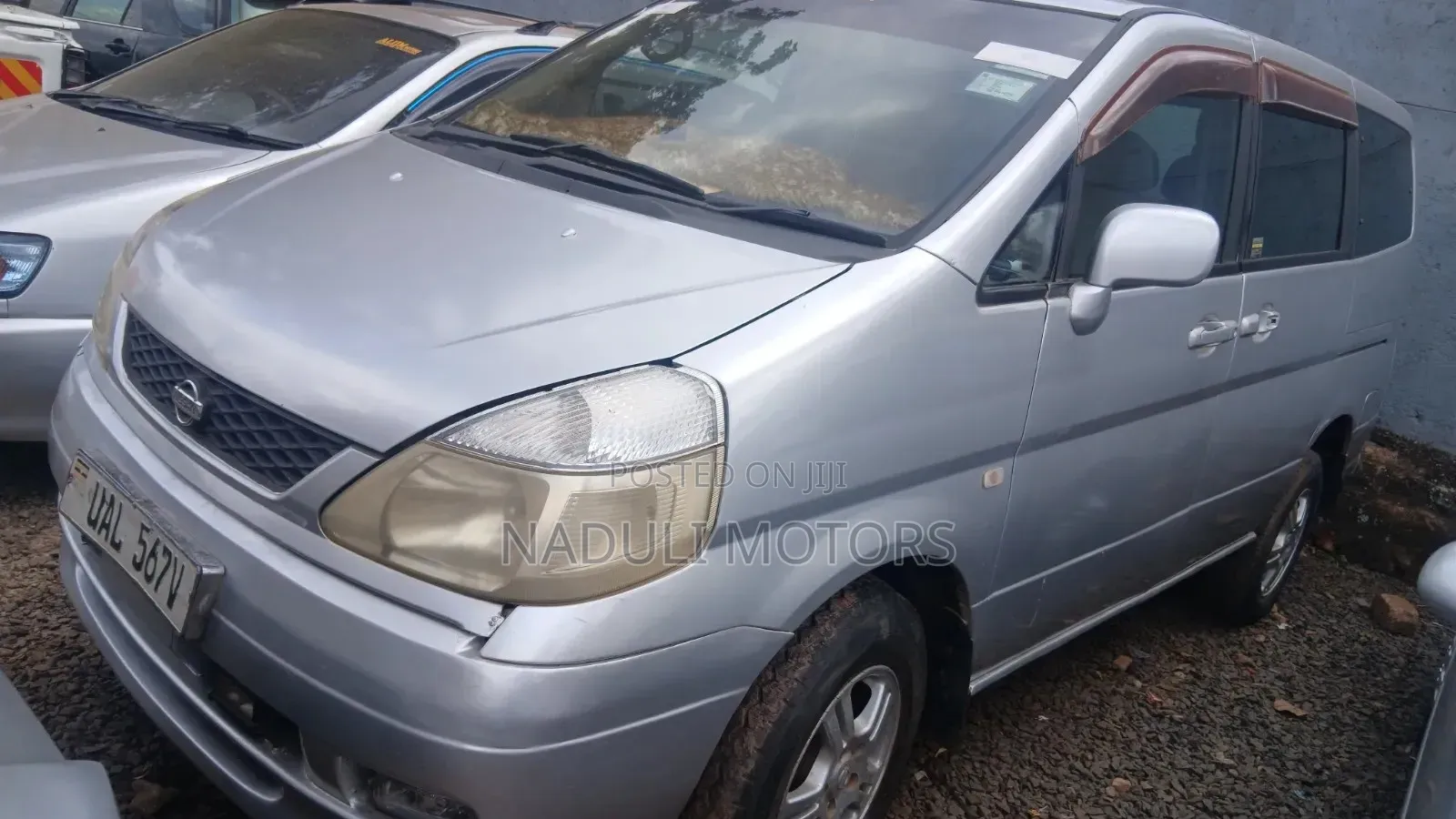 Nissan Serena 2004 Silver