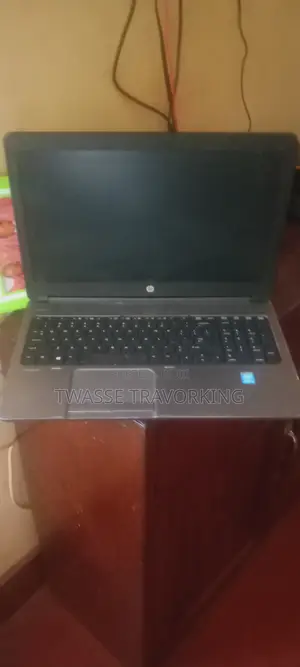 Laptop HP EliteBook 840 G6 4GB Intel Core i7 HDD+SSD 256GB