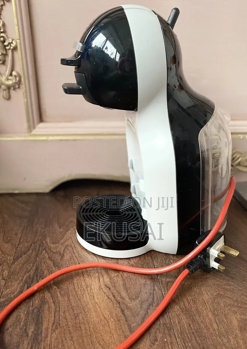 Nescafe Dolce Gusto Coffee Machine