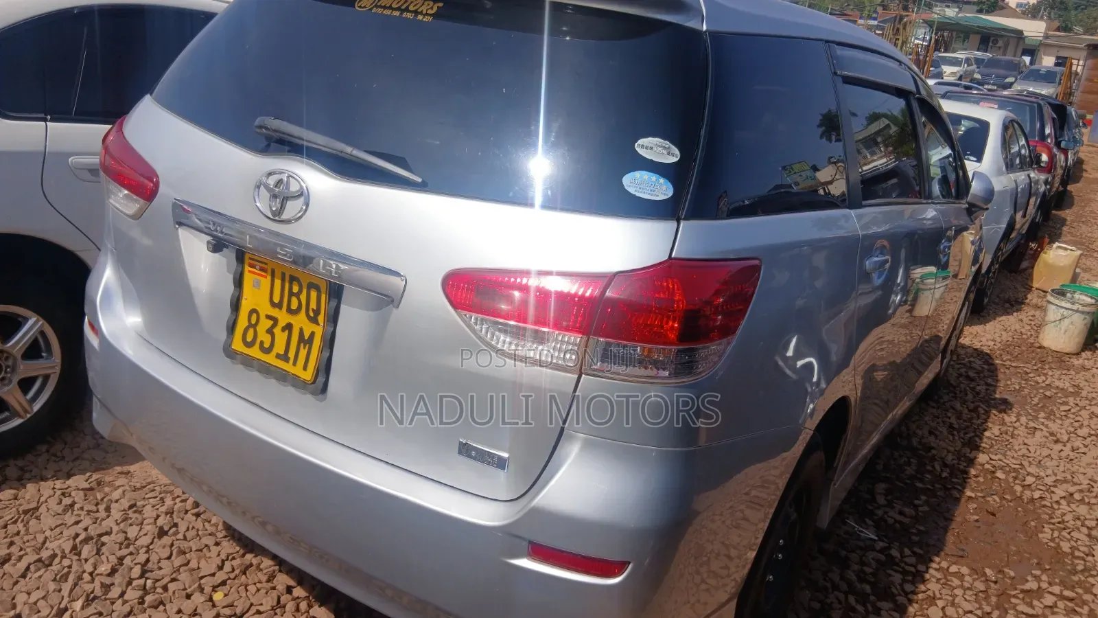 Toyota Wish 2010 Silver