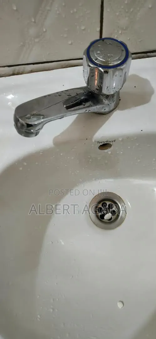 Leaking Sinks,Toilets,water Heaters and Showers