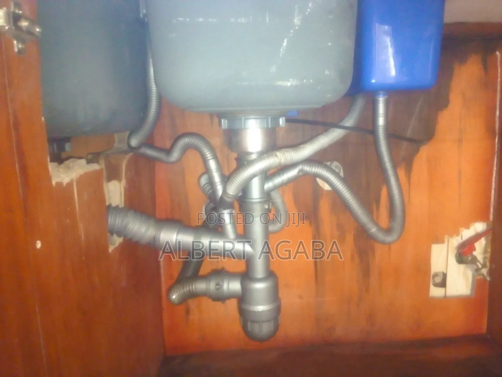 Leaking Sinks,Toilets,water Heaters and Showers