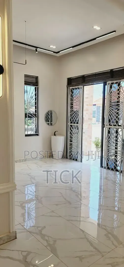 4bdrm House in Kira, Nakawa for sale