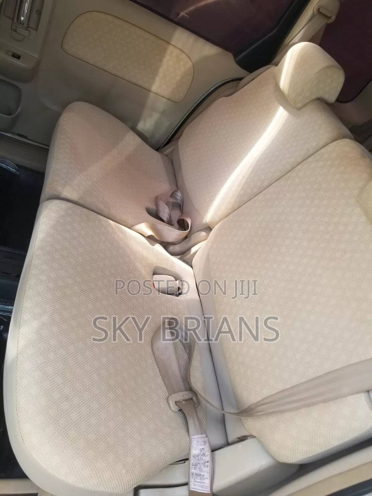 Toyota Sienta 1.5 AWD 2007 Silver