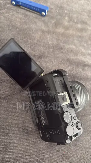 Canon R50v 4k Camera