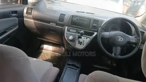 Toyota Wish 2006 White
