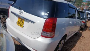Toyota Wish 2006 White