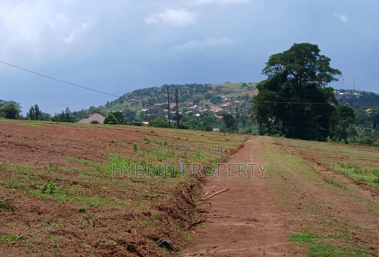 Prime Plots for Sale at Mpigi Town Harmony Modern View Estat~Masaka Rd